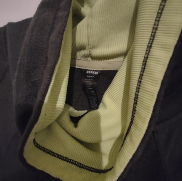 Meet your Posher, Solok.5 - Picture 2 of 3